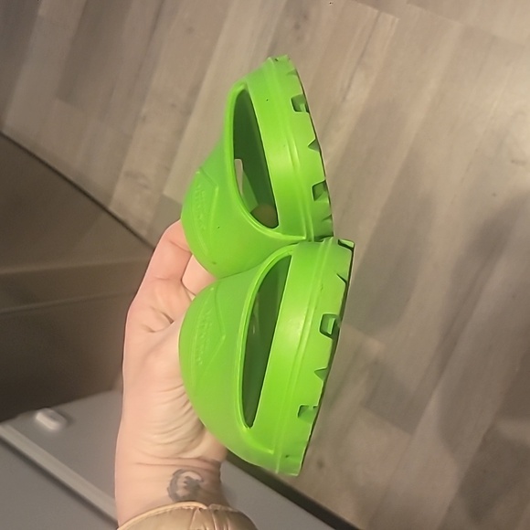 Prada Rubber Logo Slide Sandals (Women) Green Size 37 Or 7 Women Like New - Picture 8 of 10